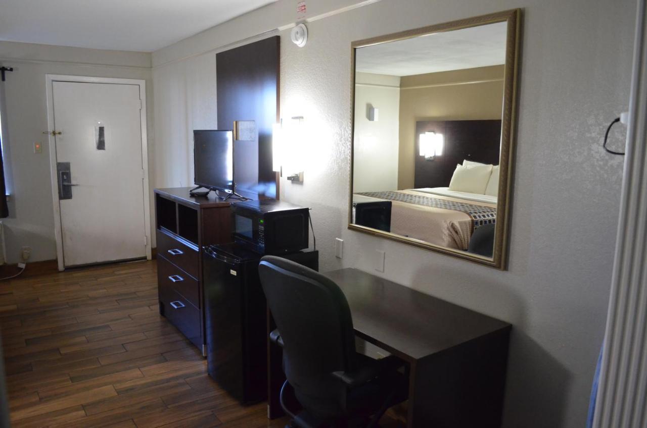 Hill Country Inn マーブル・フォールズ エクステリア 写真